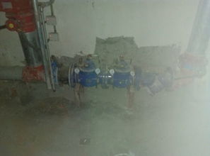 消防工程里這個(gè)濕式報(bào)警閥進(jìn)水口為什么要安裝兩個(gè)減壓閥 希望老師能夠說的通俗易懂 謝謝