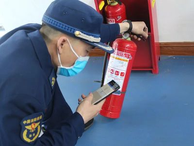 筑牢消防產品“防火墻”| 郊區大隊開展驗收備案工程消防產品專項檢查